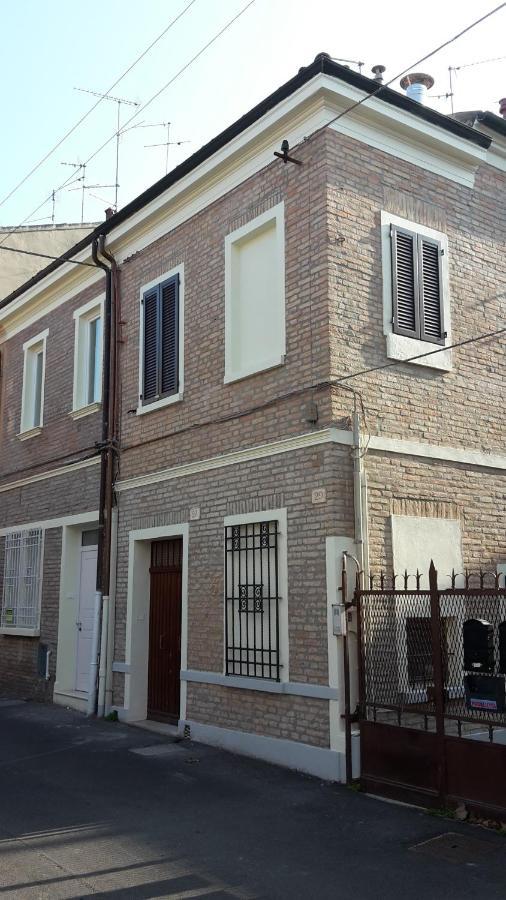 La Casetta Ferrara B&B Dış mekan fotoğraf